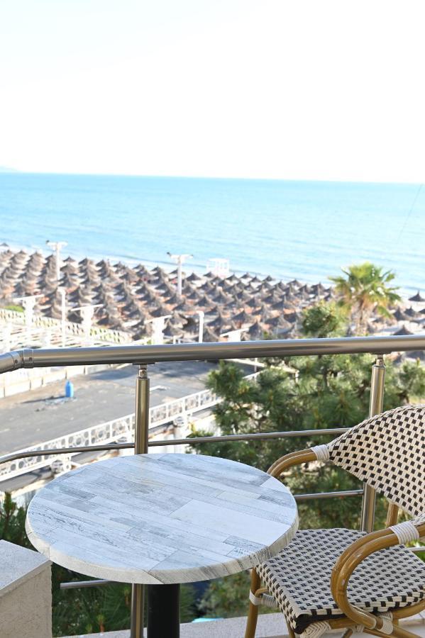 Vila Oxinn Kryemëdhej Exterior foto