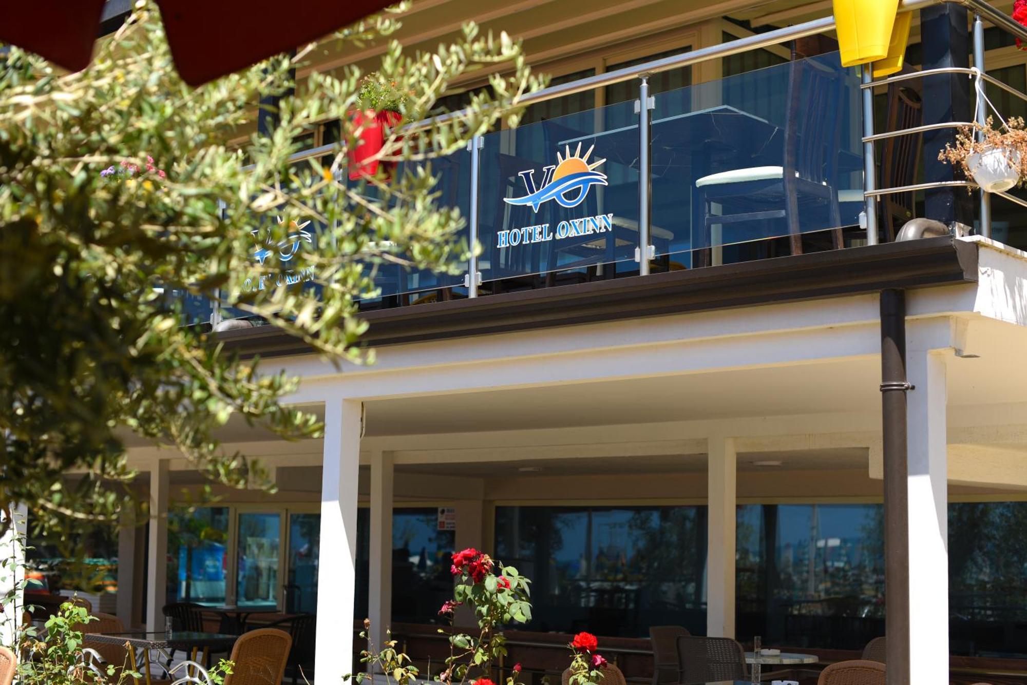 Vila Oxinn Kryemëdhej Exterior foto
